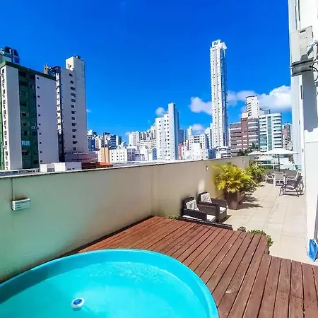 Apto Com Piscina Privativa No Centro Balneario Camboriu Exterior photo